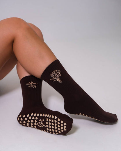 Wildflower Grip Socks in Espresso